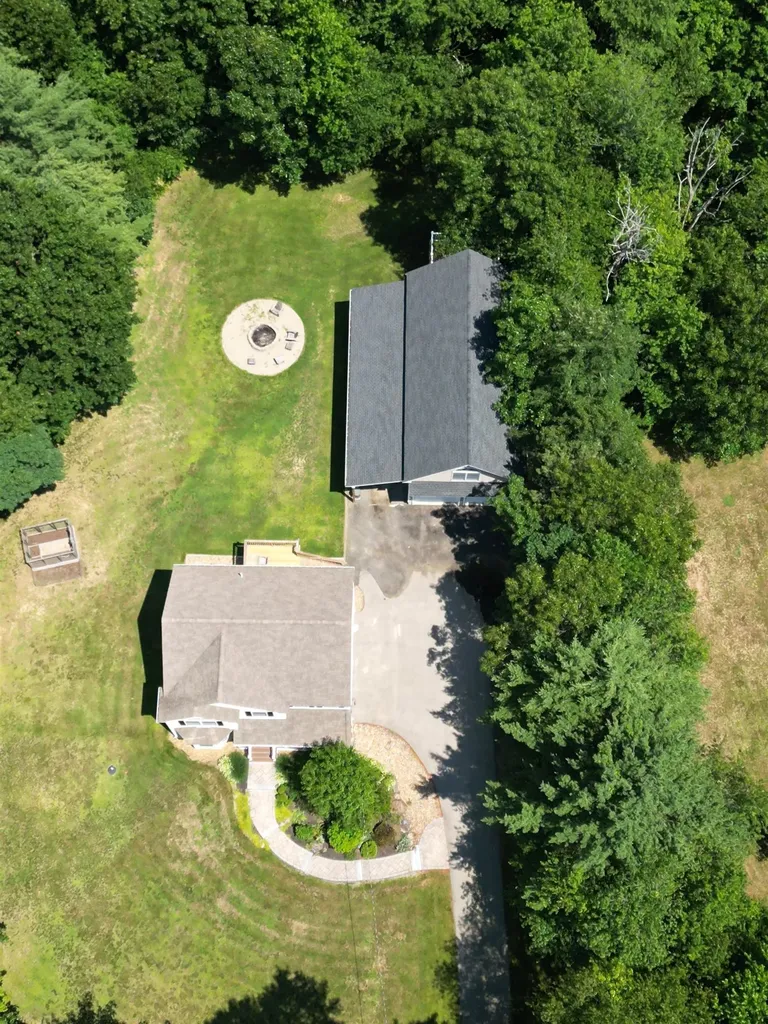 44A Bear Hill Road Newton NH 03858