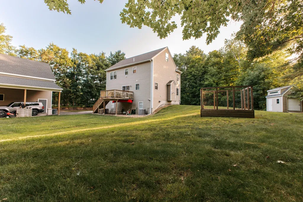 44A Bear Hill Road Newton NH 03858