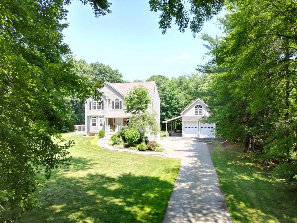 44A Bear Hill Road Newton NH 03858