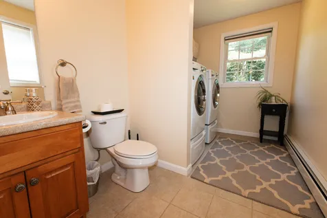 44A Bear Hill Road Newton NH 03858