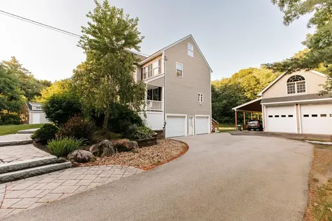 44A Bear Hill Road Newton NH 03858