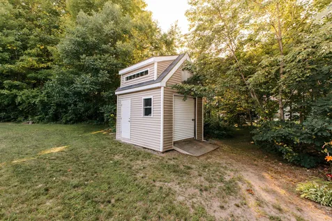 44A Bear Hill Road Newton NH 03858