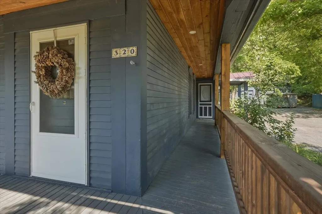 320 Charles Street Lyndon VT 05851