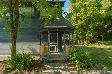 320 Charles Street Lyndon VT 05851
