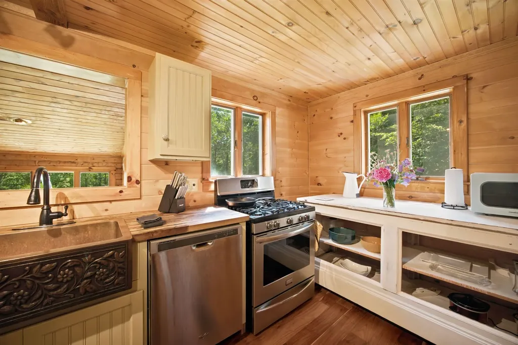 192 Birch Hill Road Bethel VT 05032