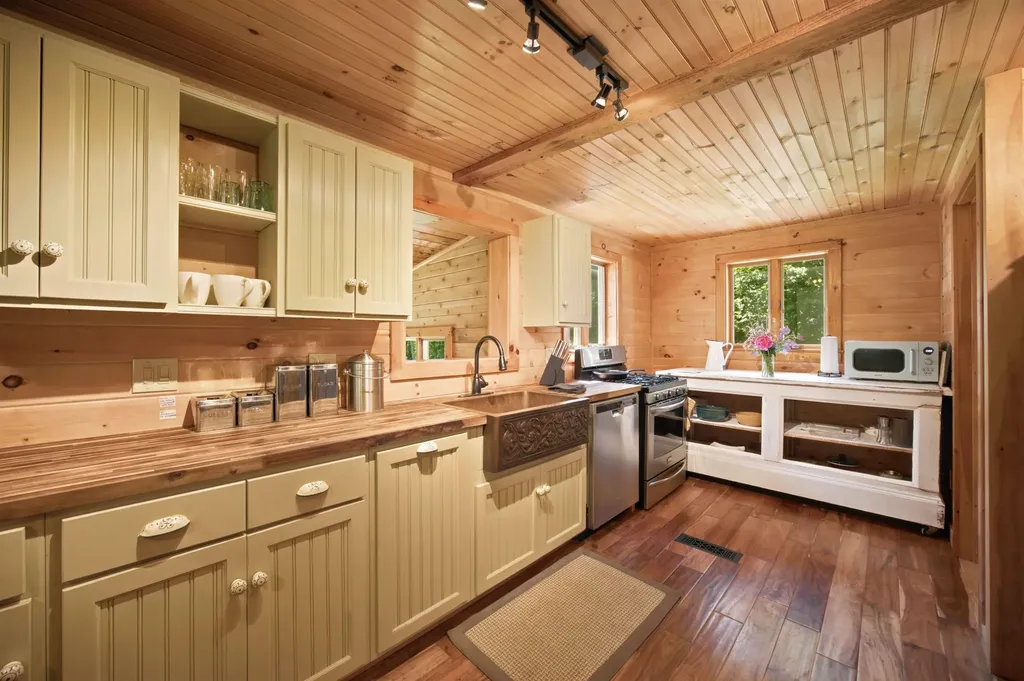 192 Birch Hill Road Bethel VT 05032