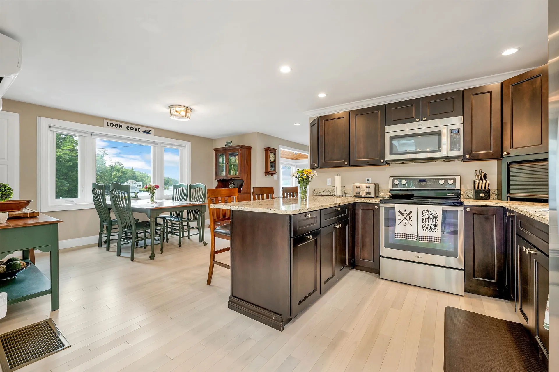 11 Farmington Road Alton NH 03810