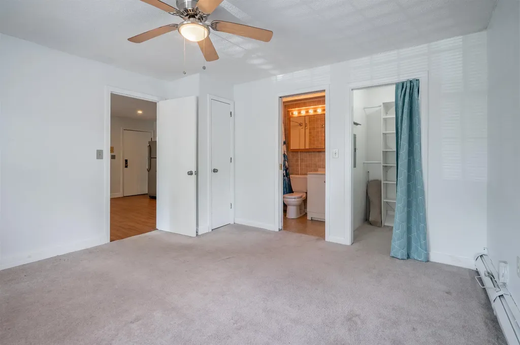7 Autumn Leaf Drive Nashua NH 03060