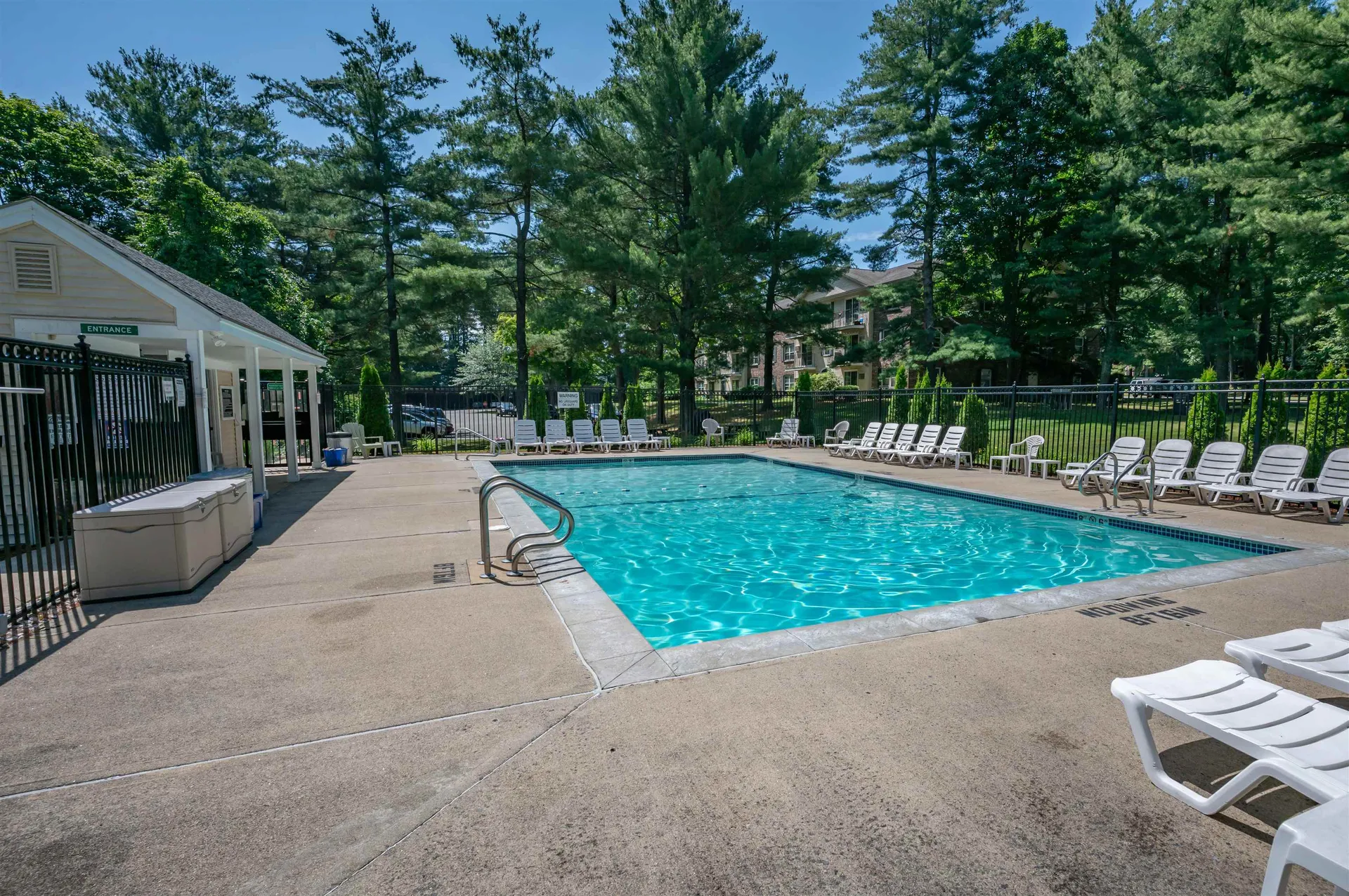 7 Autumn Leaf Drive Nashua NH 03060