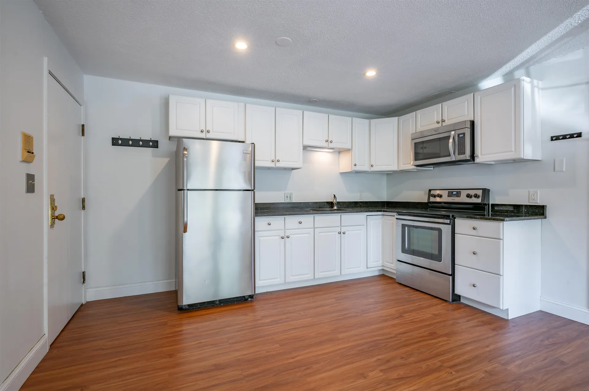 7 Autumn Leaf Drive Nashua NH 03060