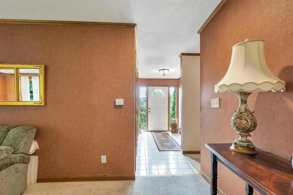 40 Coburn Avenue Nashua NH 03063