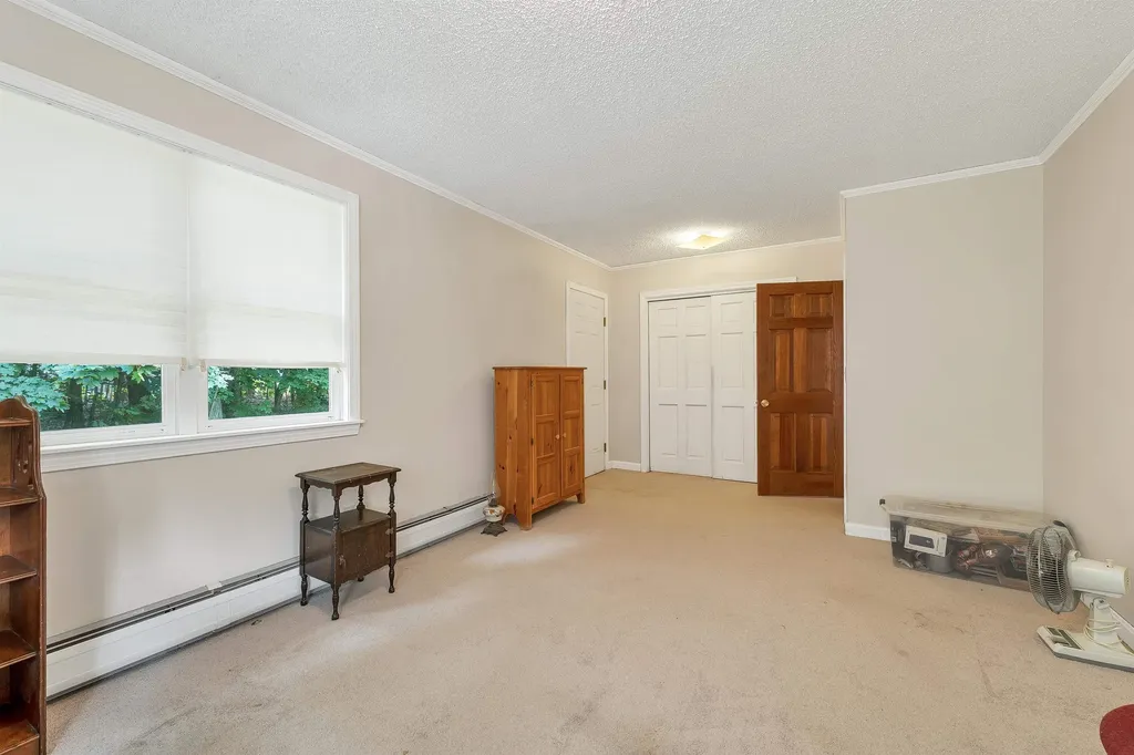 40 Coburn Avenue Nashua NH 03063