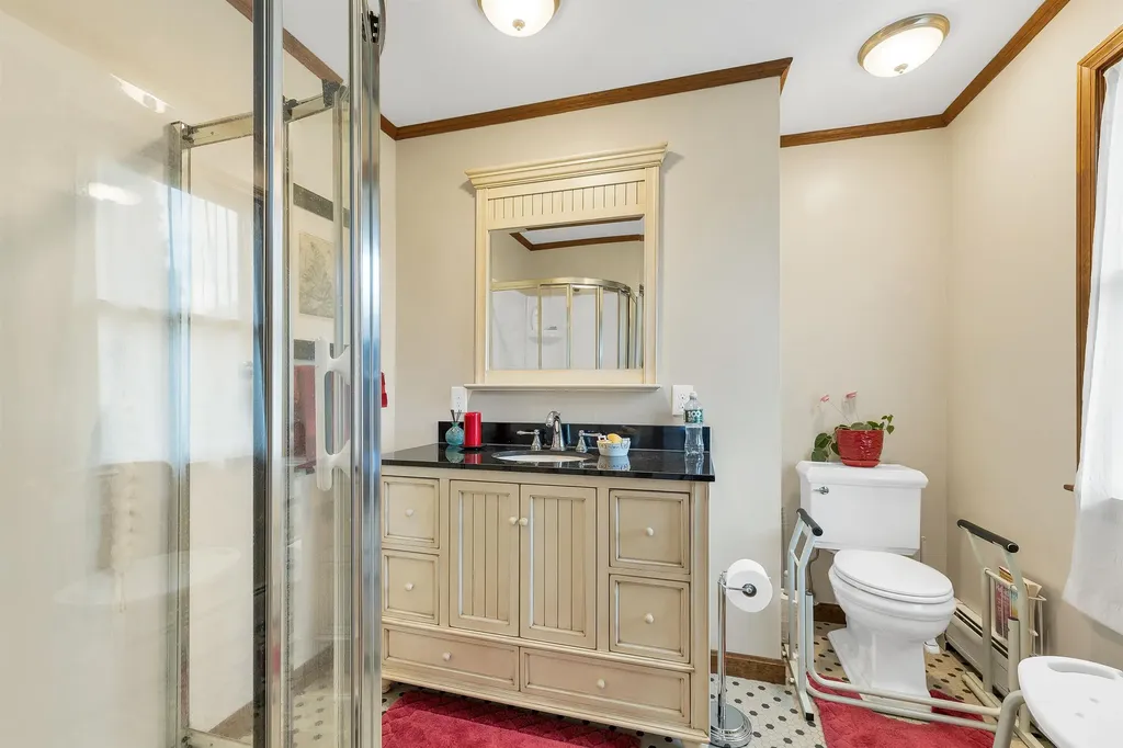 40 Coburn Avenue Nashua NH 03063