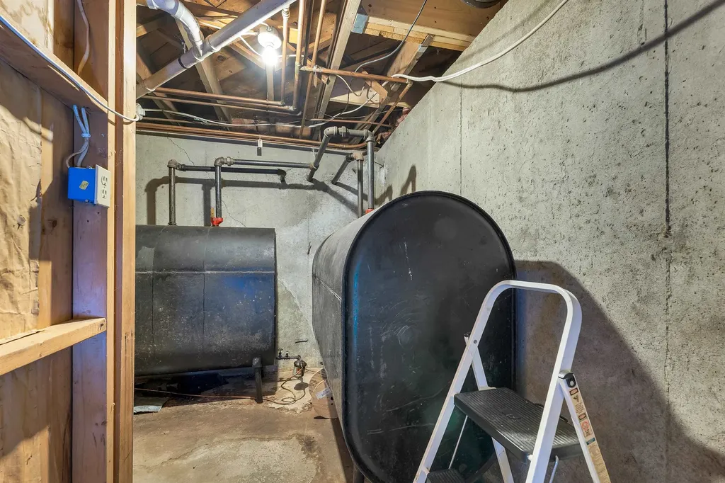 40 Coburn Avenue Nashua NH 03063