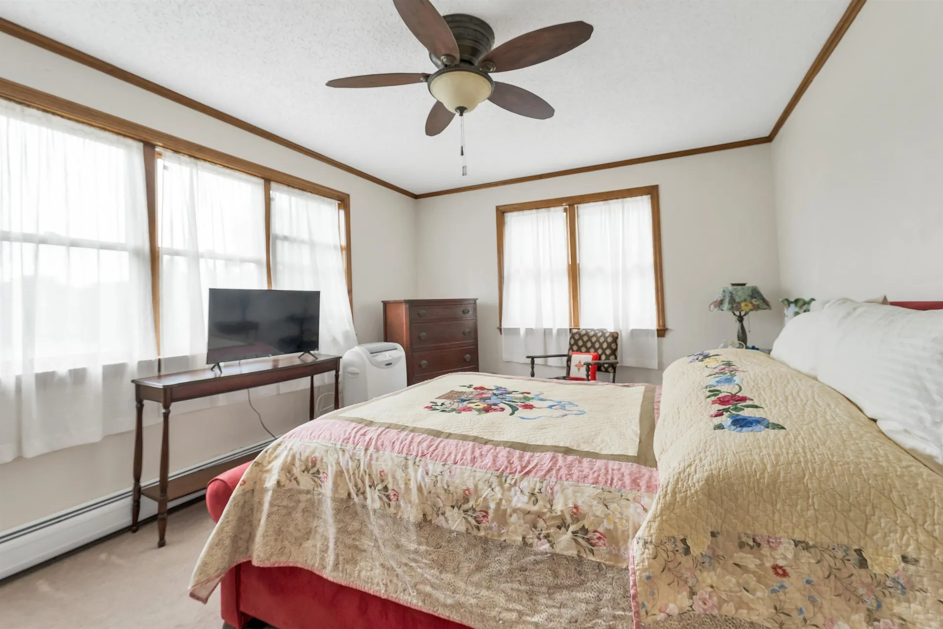 40 Coburn Avenue Nashua NH 03063