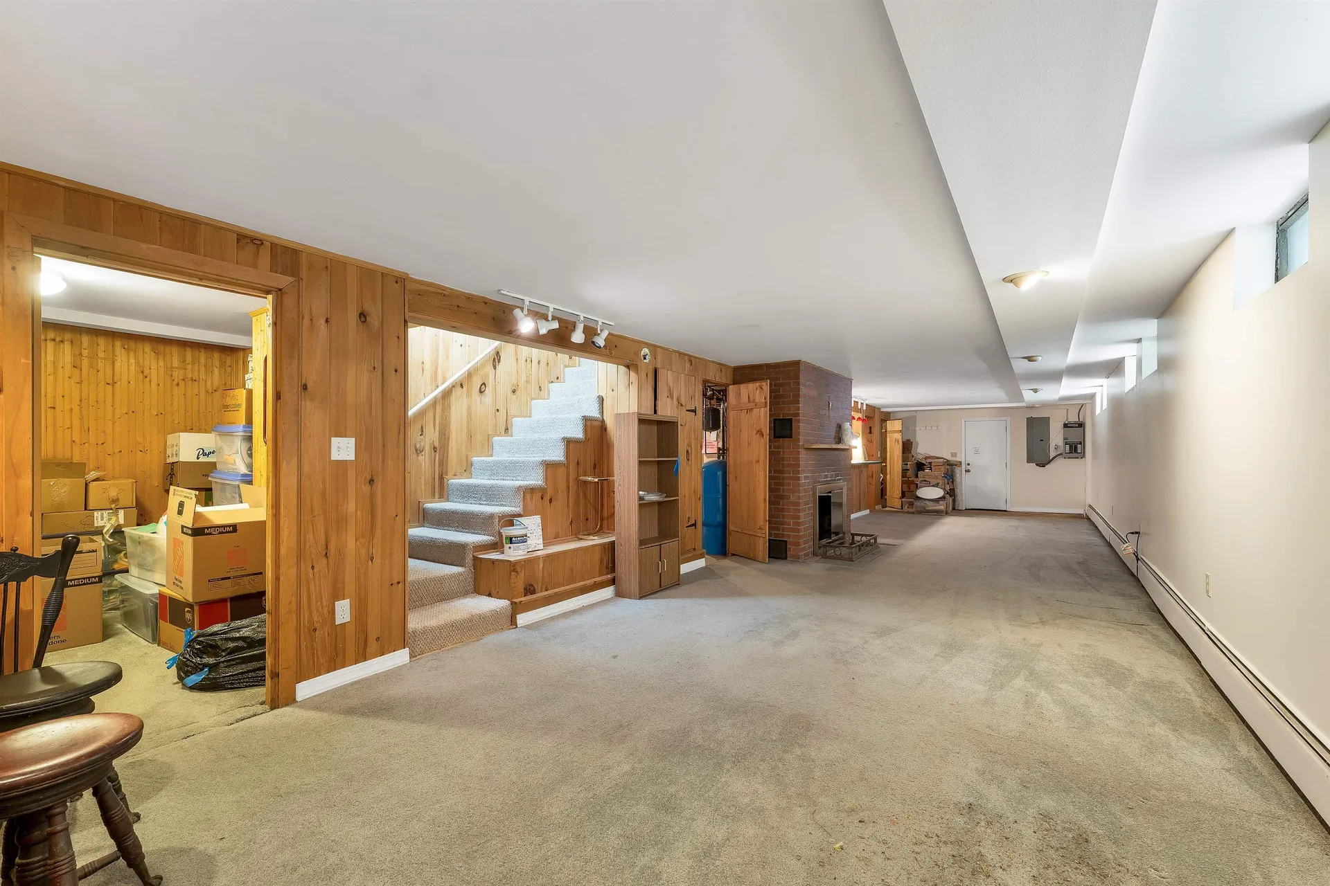 40 Coburn Avenue Nashua NH 03063