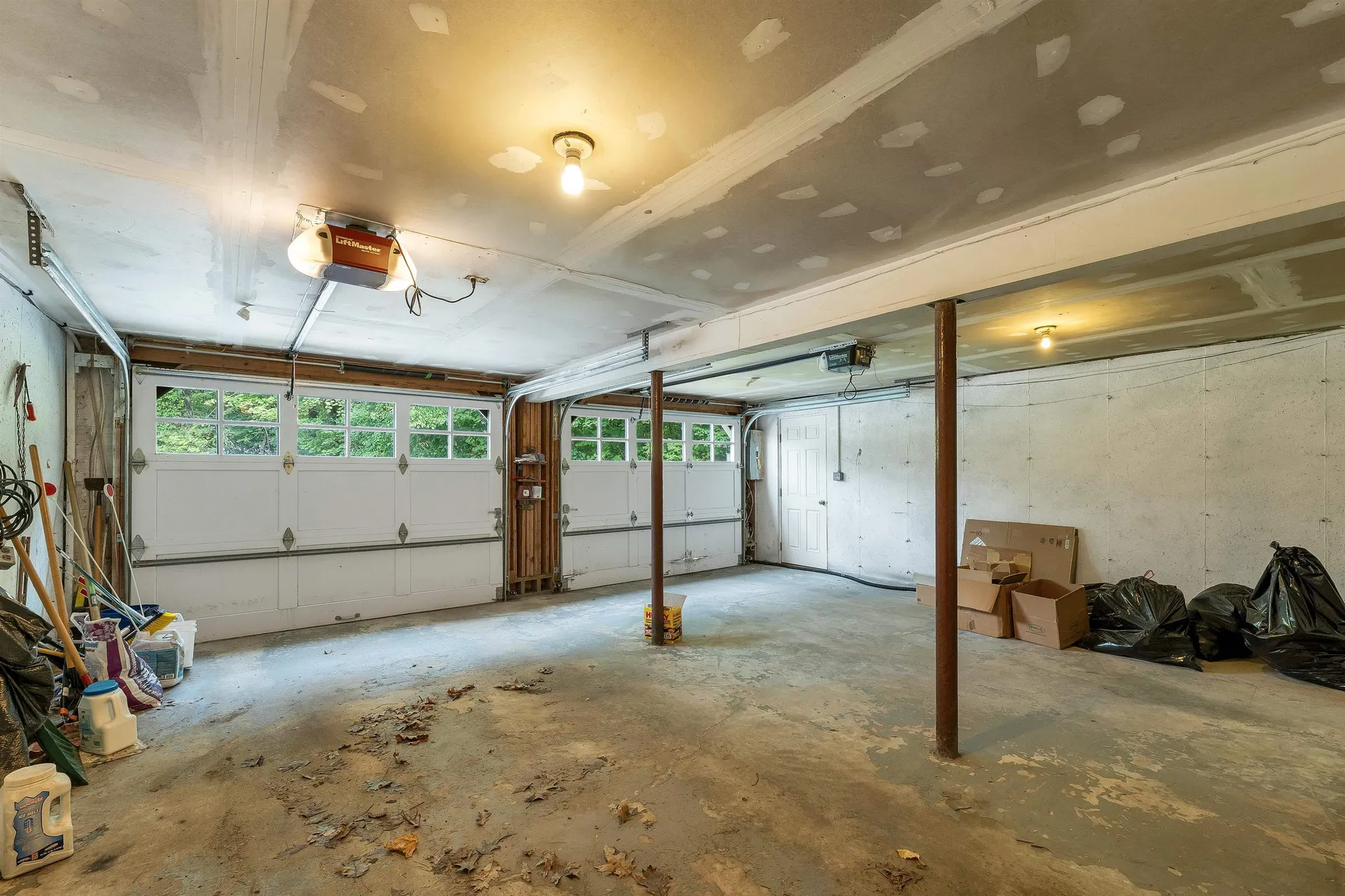 40 Coburn Avenue Nashua NH 03063