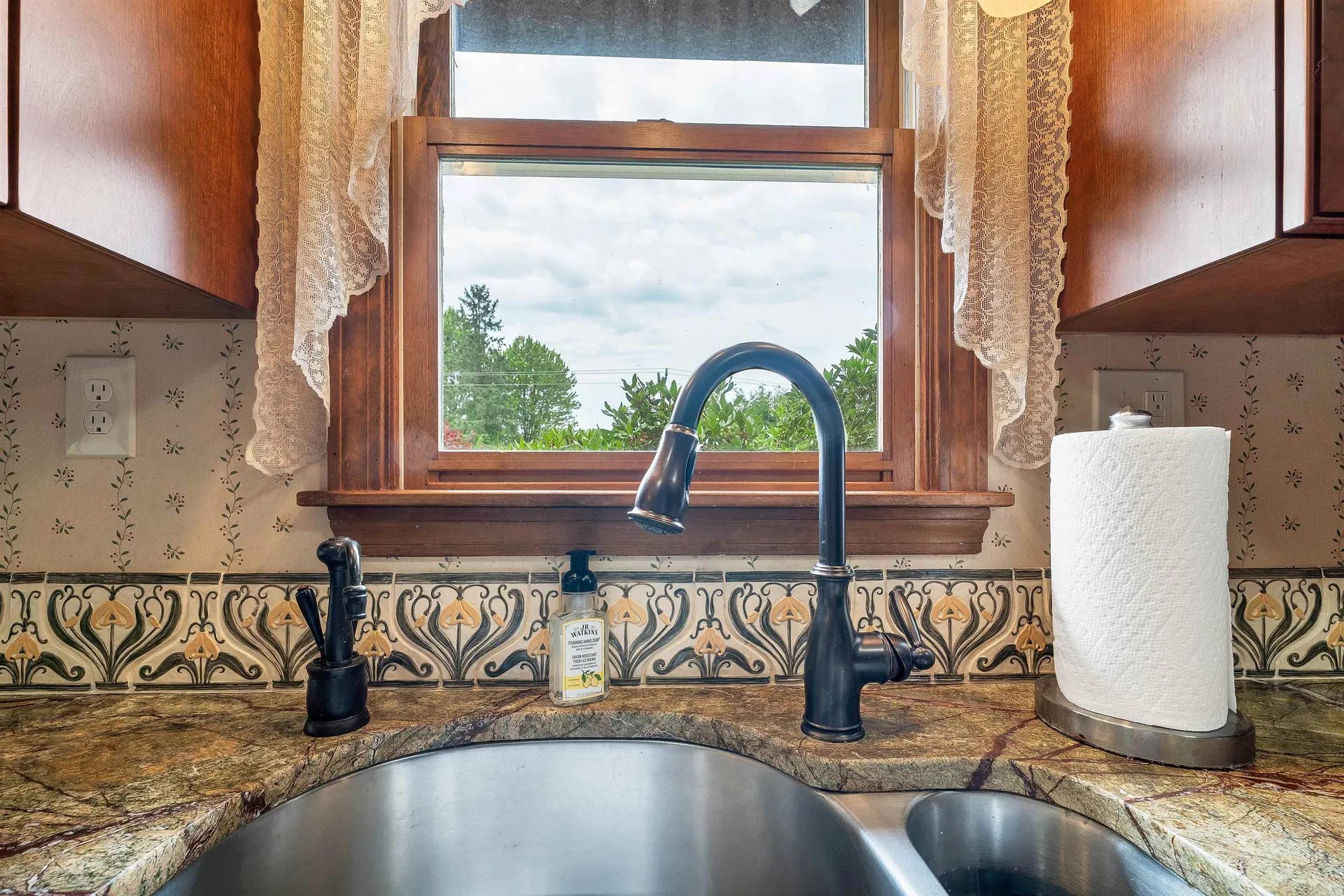 40 Coburn Avenue Nashua NH 03063