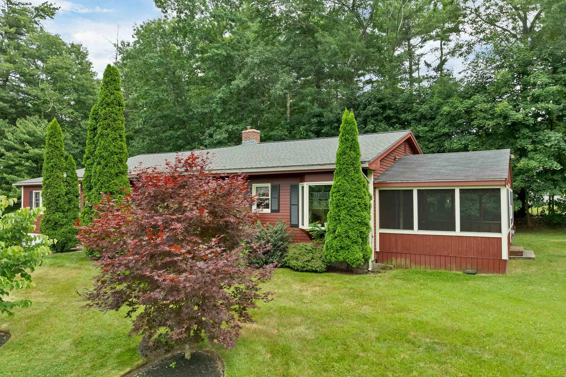 40 Coburn Avenue Nashua NH 03063
