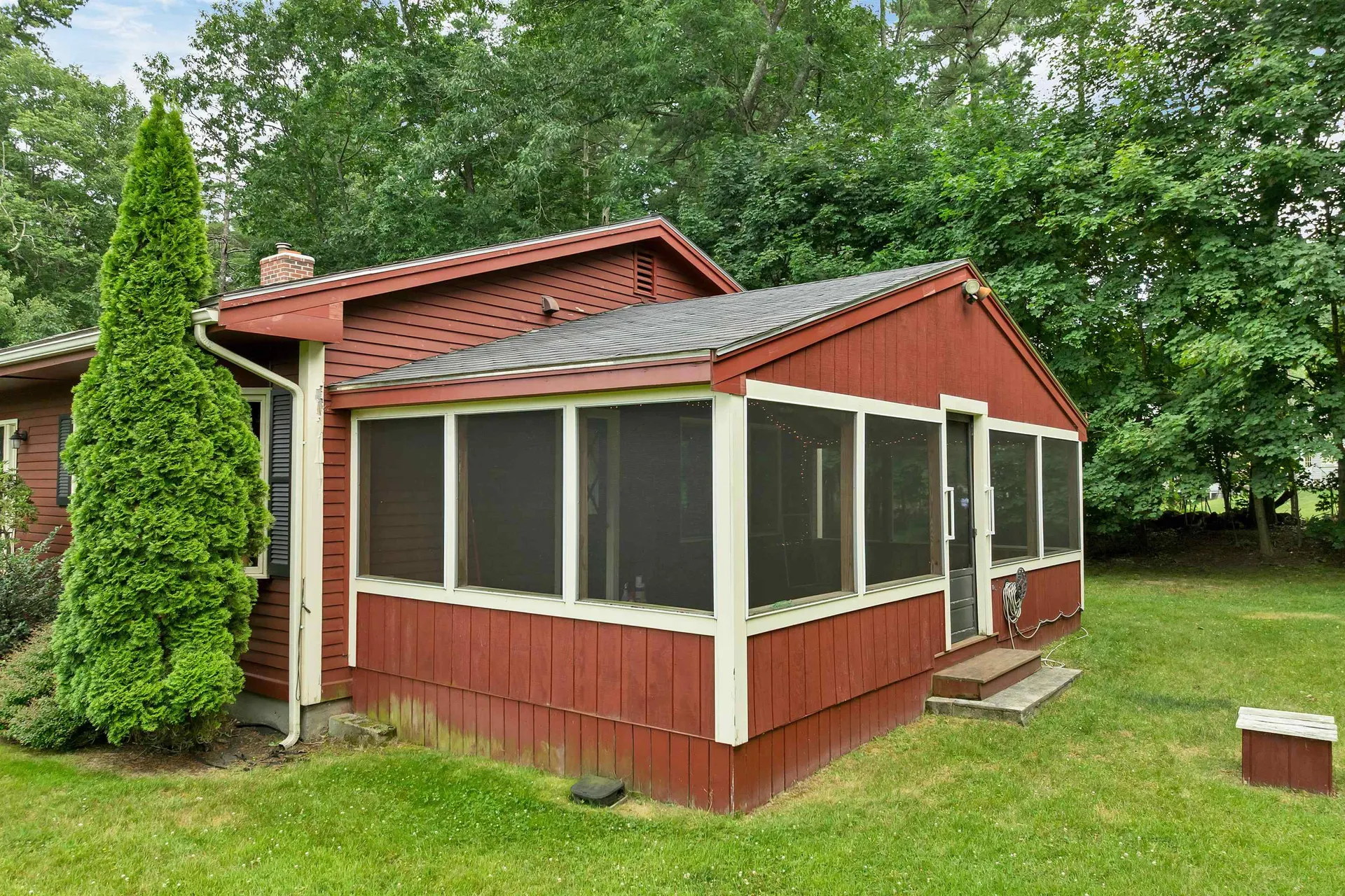 40 Coburn Avenue Nashua NH 03063
