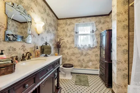 40 Coburn Avenue Nashua NH 03063