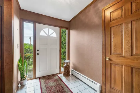 40 Coburn Avenue Nashua NH 03063