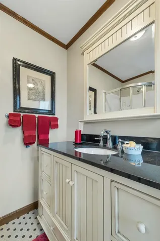 40 Coburn Avenue Nashua NH 03063