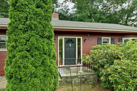 40 Coburn Avenue Nashua NH 03063