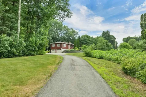 40 Coburn Avenue Nashua NH 03063