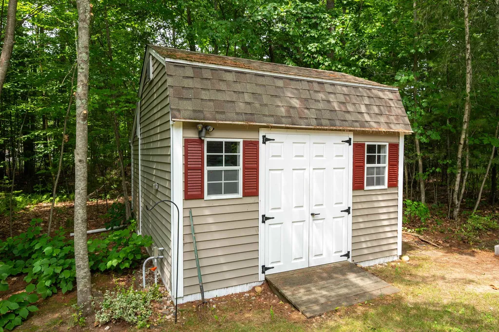 48 Blair Drive Rochester NH 03868