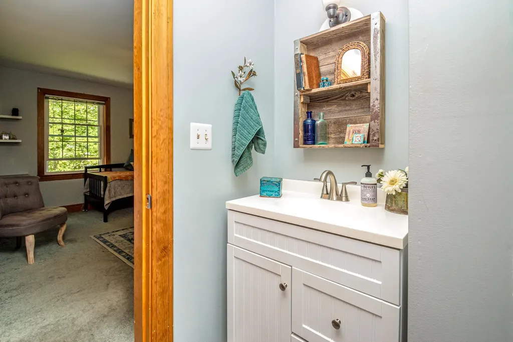 1342 Stark Road Conway NH 03813