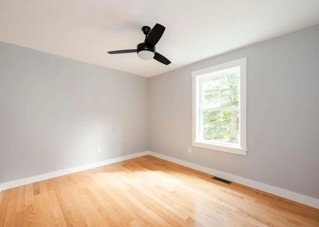 9 Lawn Avenue Rochester NH 03867