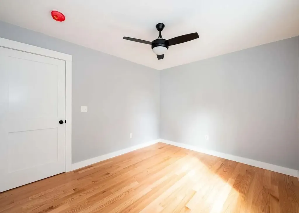 9 Lawn Avenue Rochester NH 03867