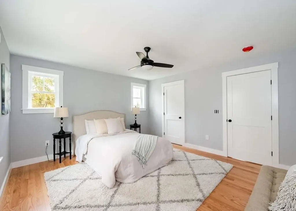 9 Lawn Avenue Rochester NH 03867