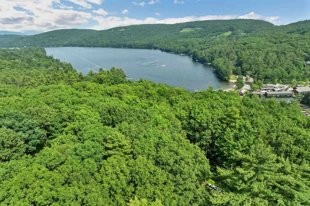 35 Highwoods Trail Ashland NH 03217