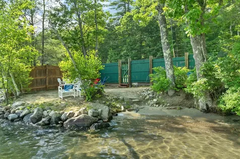 35 Highwoods Trail Ashland NH 03217