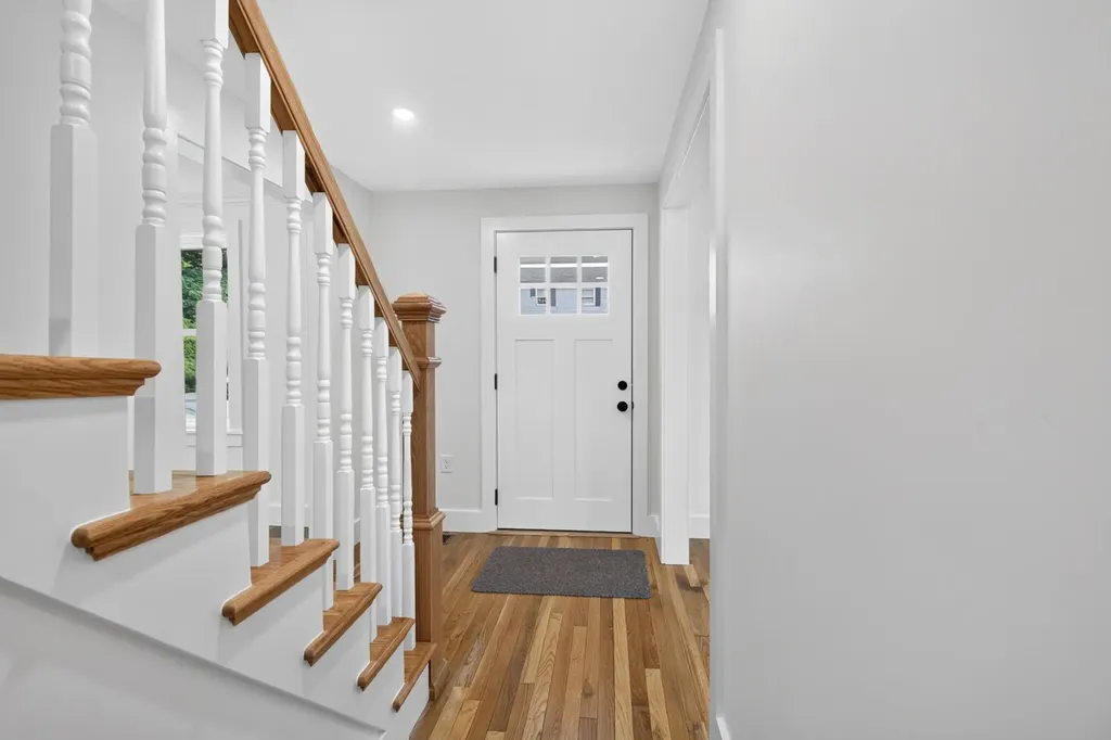 2 Sweetbriar Lane Rochester NH 03867