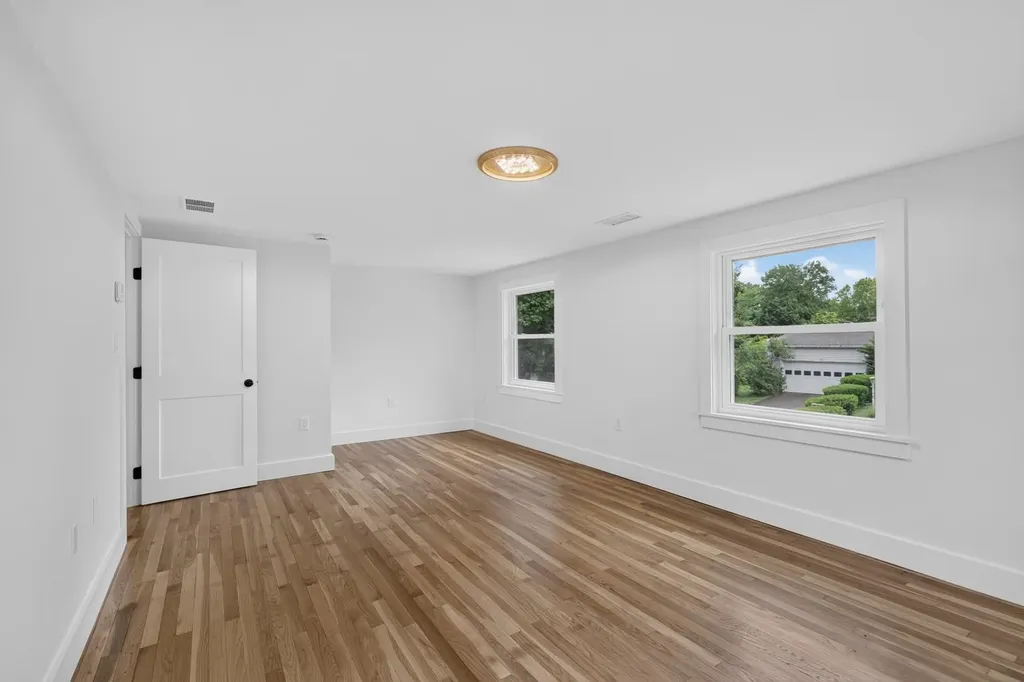 2 Sweetbriar Lane Rochester NH 03867