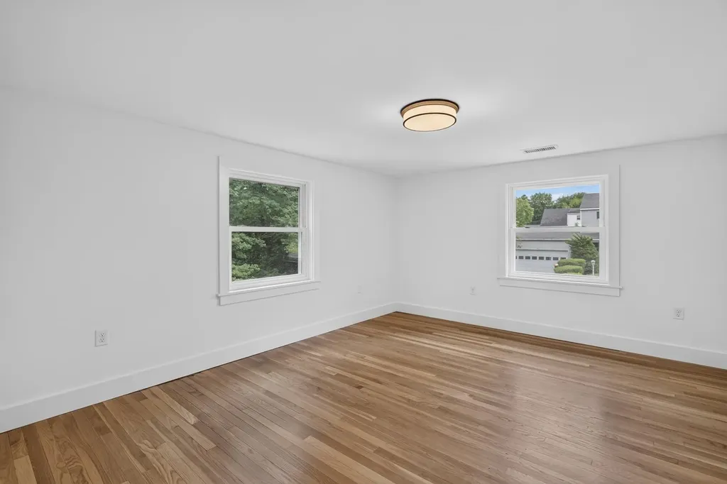 2 Sweetbriar Lane Rochester NH 03867