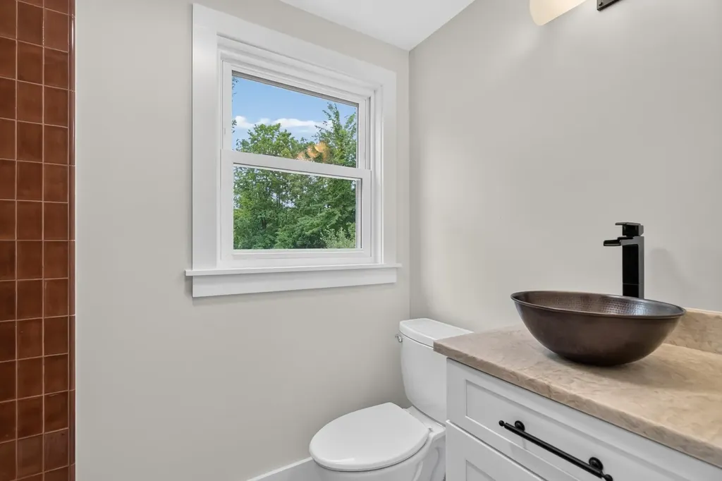 2 Sweetbriar Lane Rochester NH 03867