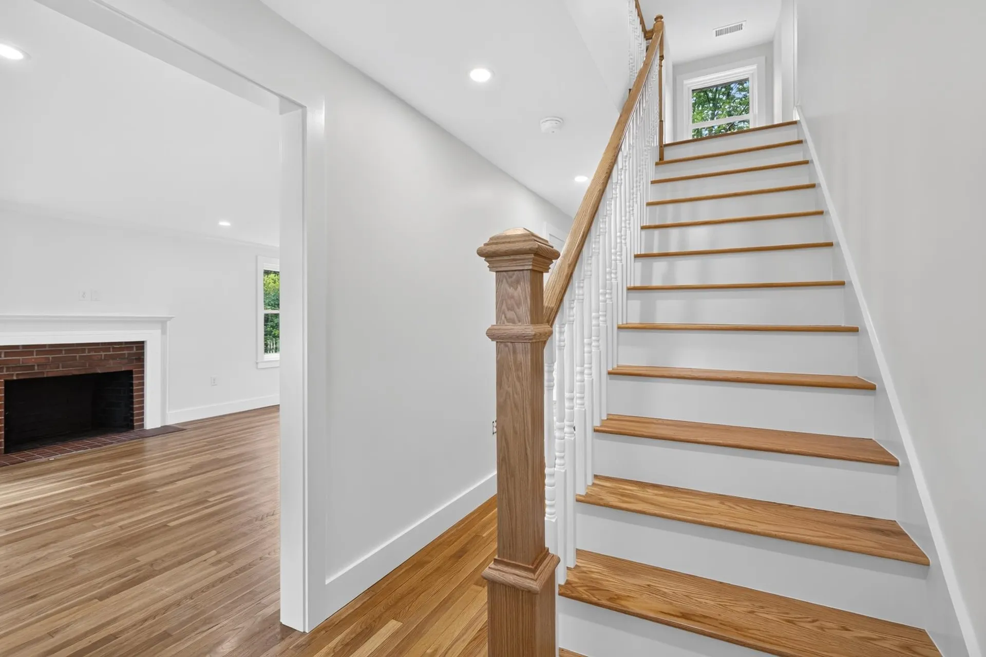 2 Sweetbriar Lane Rochester NH 03867