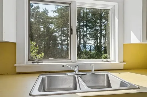 399 Academy Road Thetford VT 05075