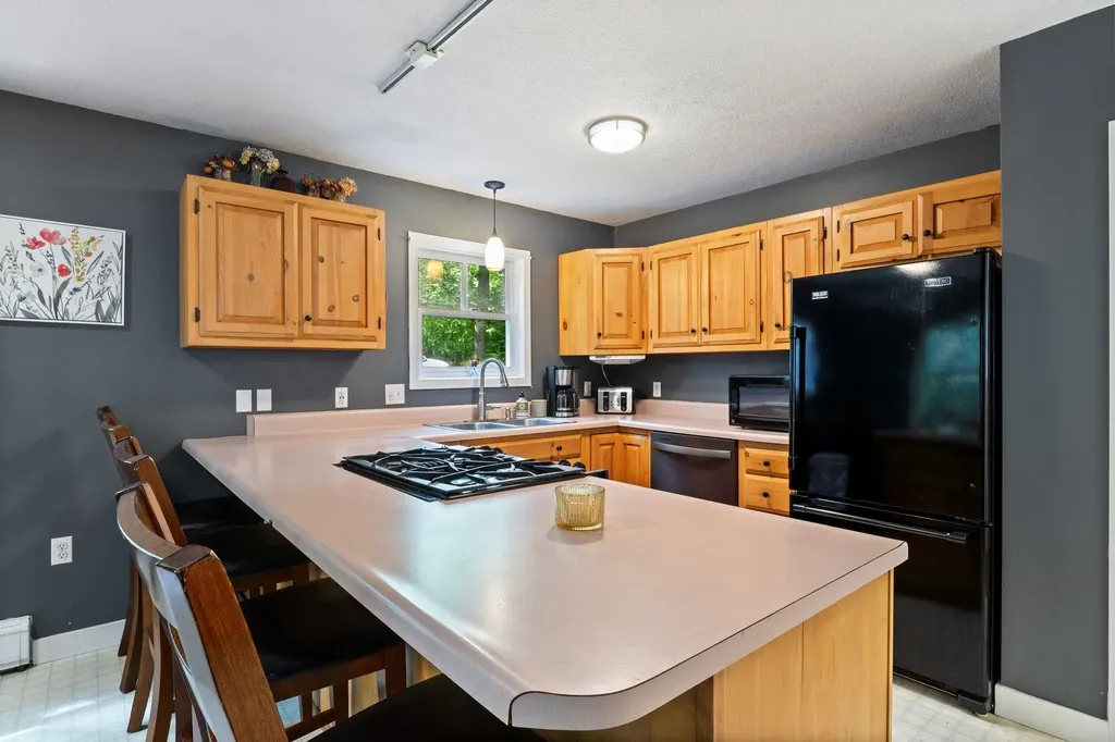 12 Dominic Drive Barrington NH 03825