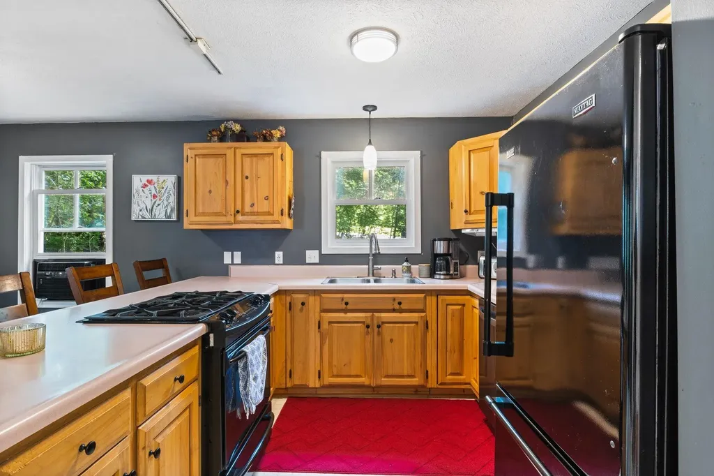 12 Dominic Drive Barrington NH 03825