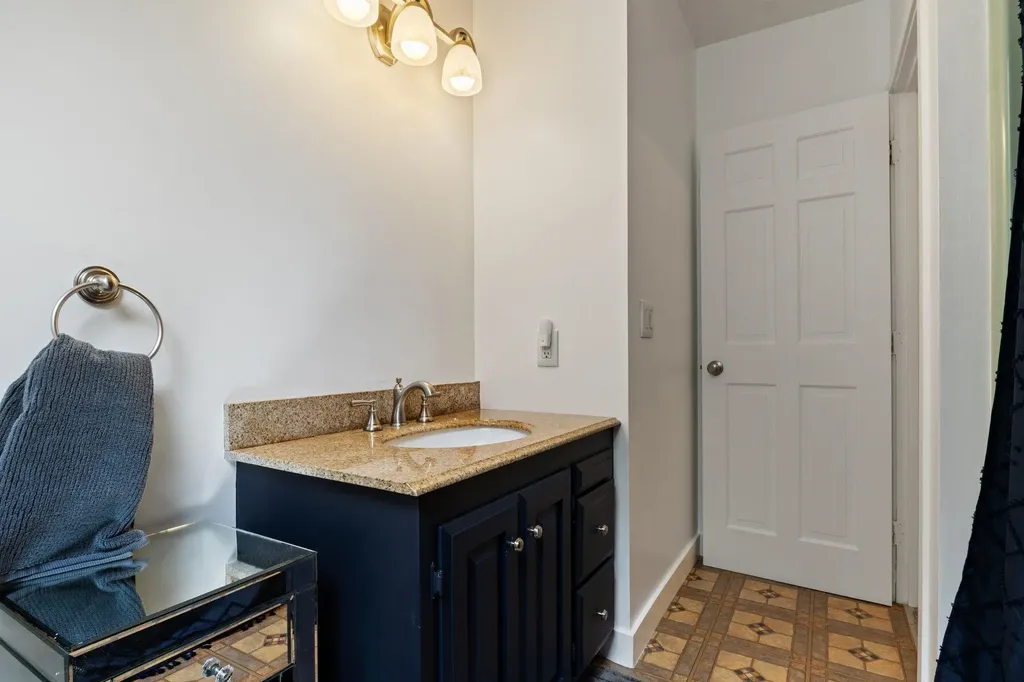 12 Dominic Drive Barrington NH 03825
