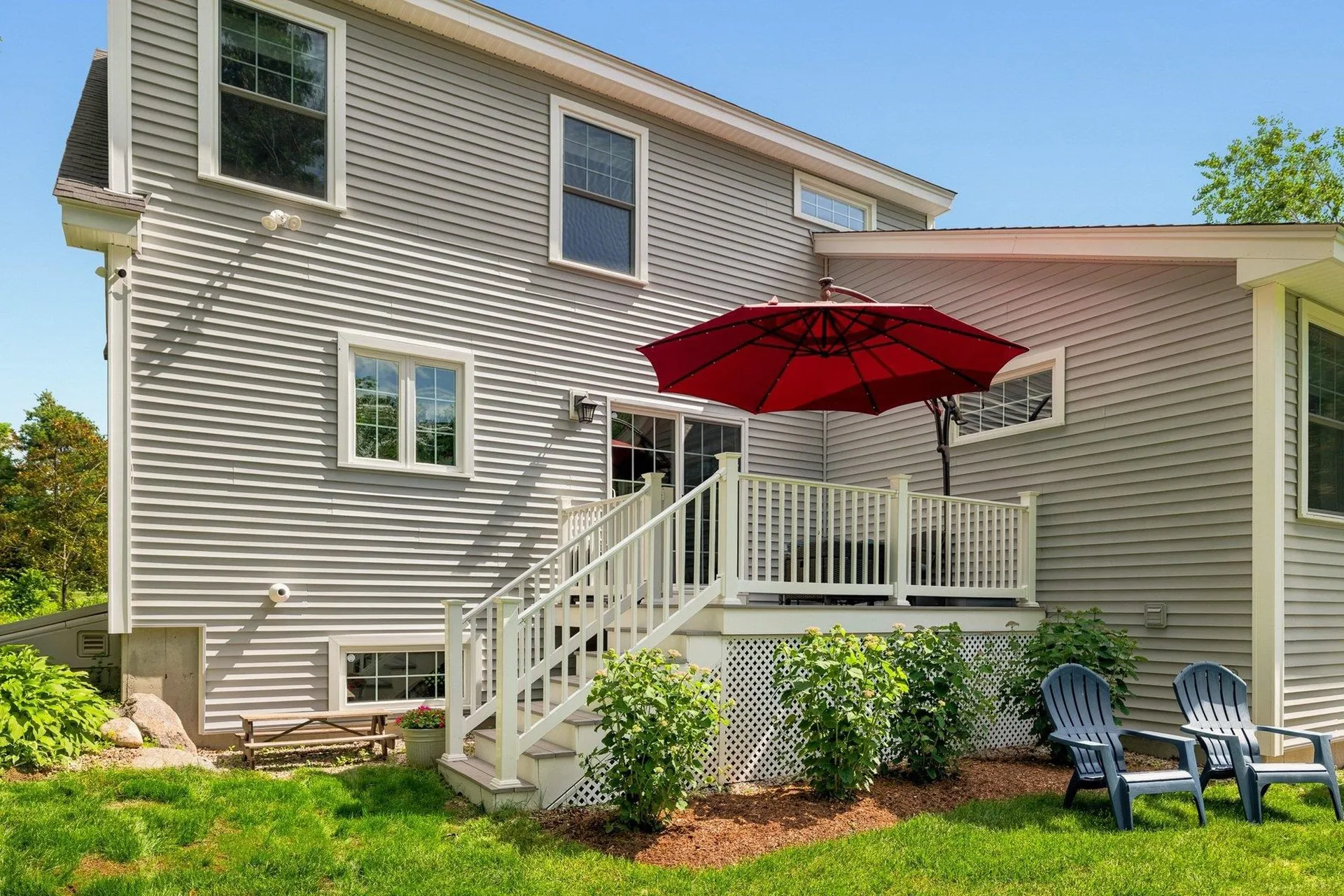 4 Betty Lane Stratham NH 03885
