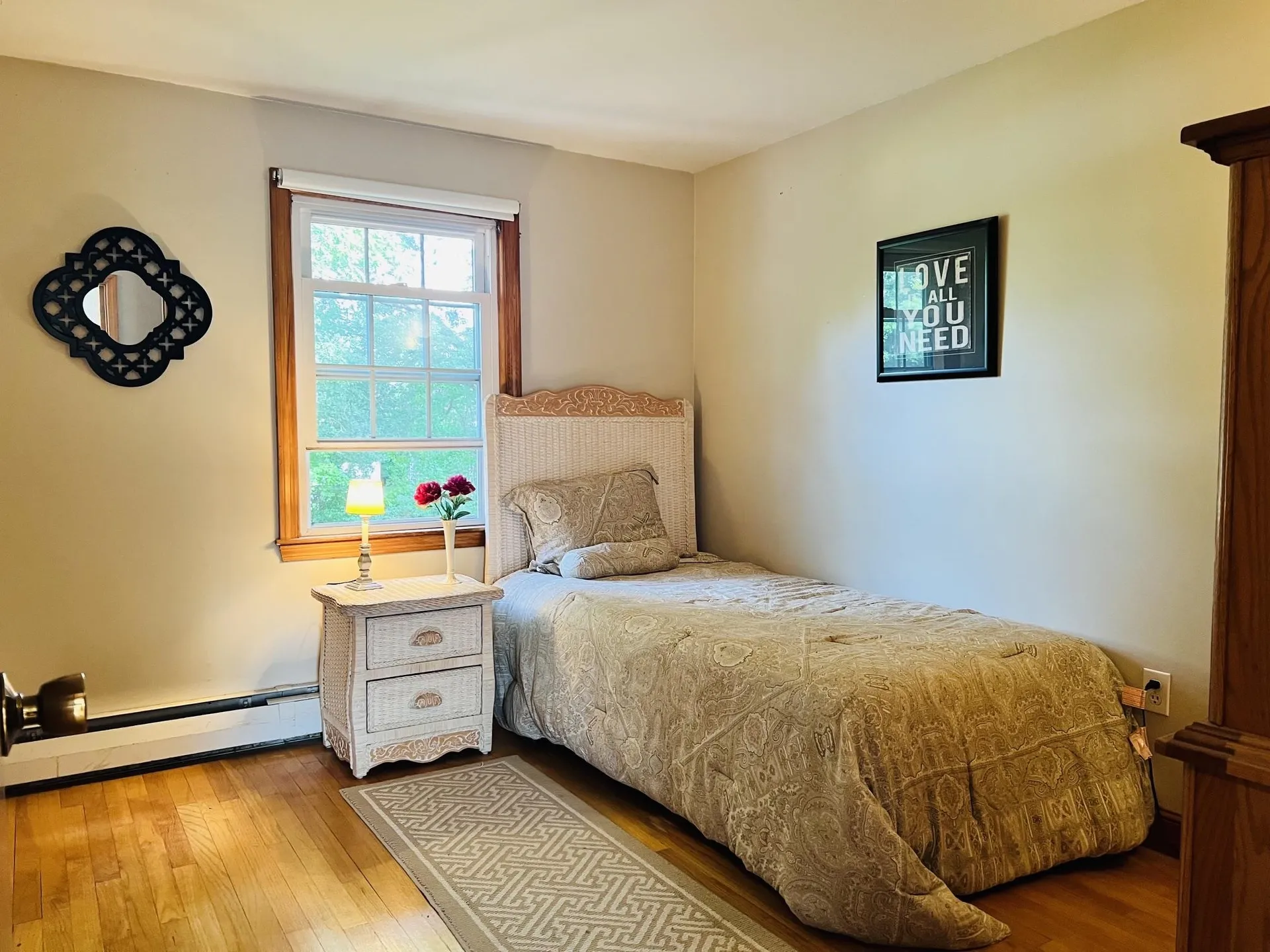 21 Elmwood Avenue Salem NH 03079