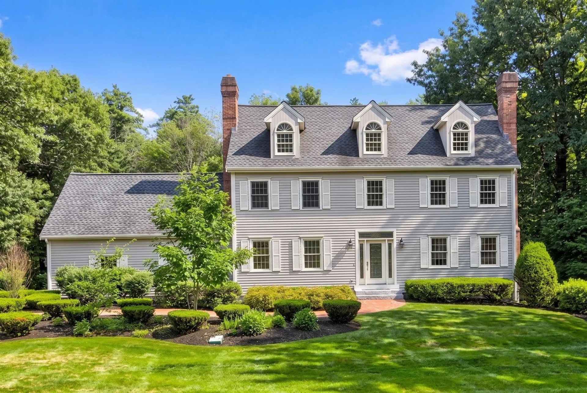 8 Bear Hill Road Windham NH 03087