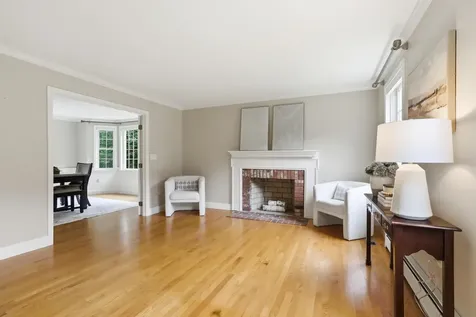 8 Bear Hill Road Windham NH 03087