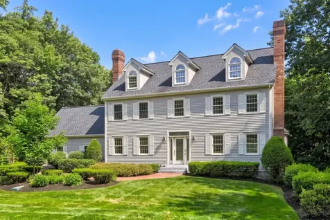 8 Bear Hill Road Windham NH 03087
